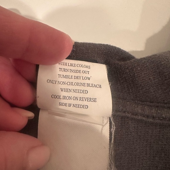 Harry Potter Gryffindor V-Neck Sweatshirt Hoodie Wizard Warner Bros. Movie Sz L - Picture 7 of 8